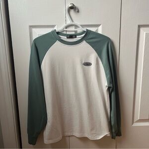 DAZY Spare Time Raglan Long-Sleeve Shirt